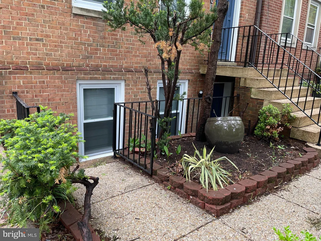 Additional image 5 of 519 G Street SW, Washington, DC 20024