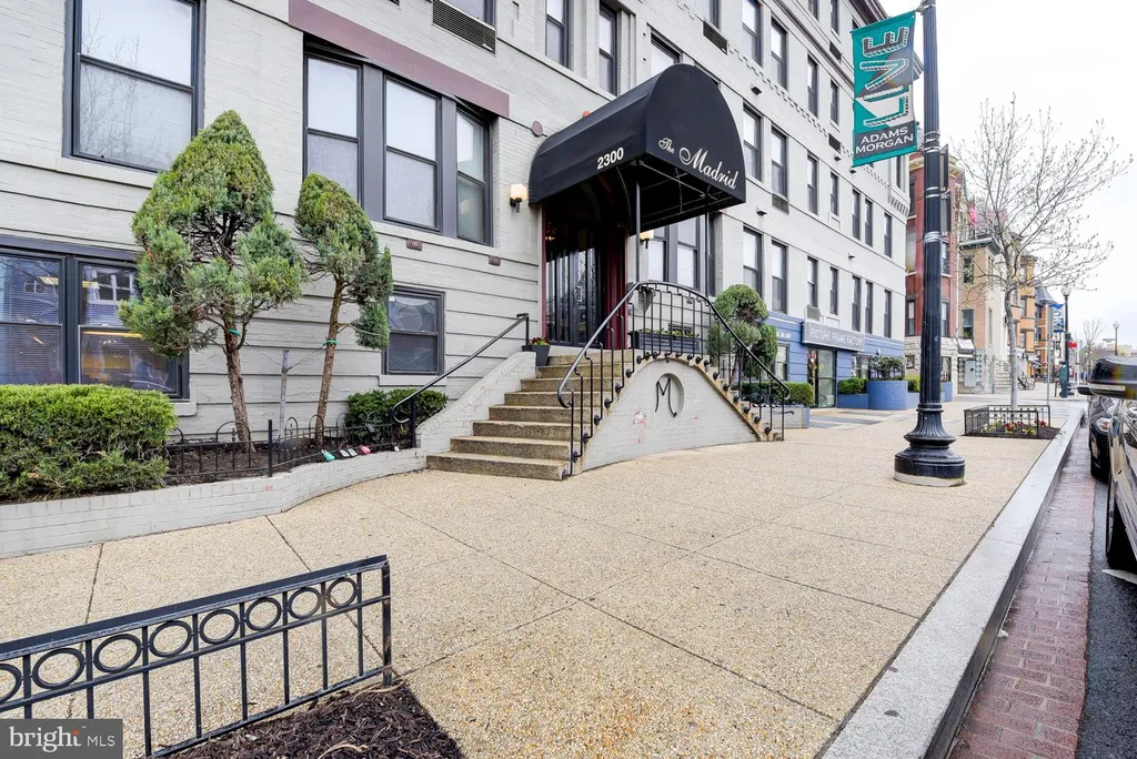 Additional image 3 of 2300 18th Street NW Unit 301, Washington, DC 20009