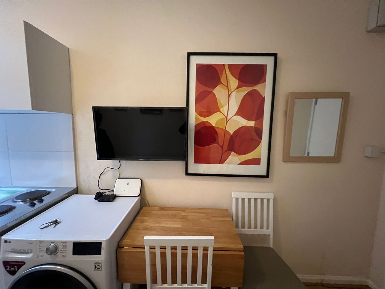 Additional image 5 of Studio Flat, Princes Gate, SW7, SW7 2QH