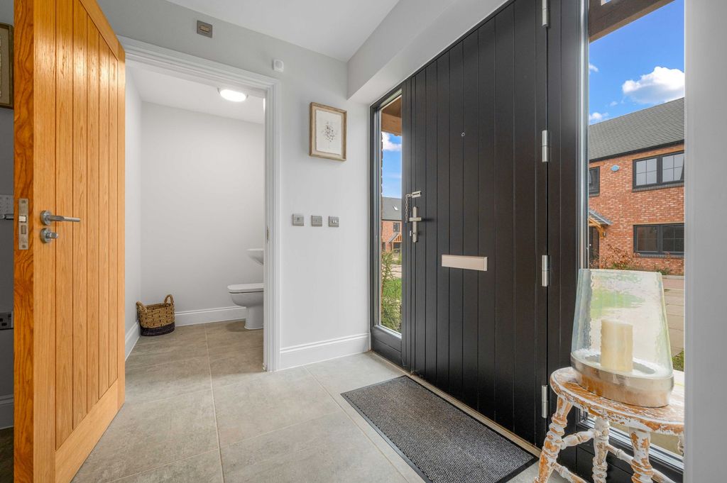 Additional image 21 of 5 bed detached house for saleSpa Farm Court, Bishopton CV37