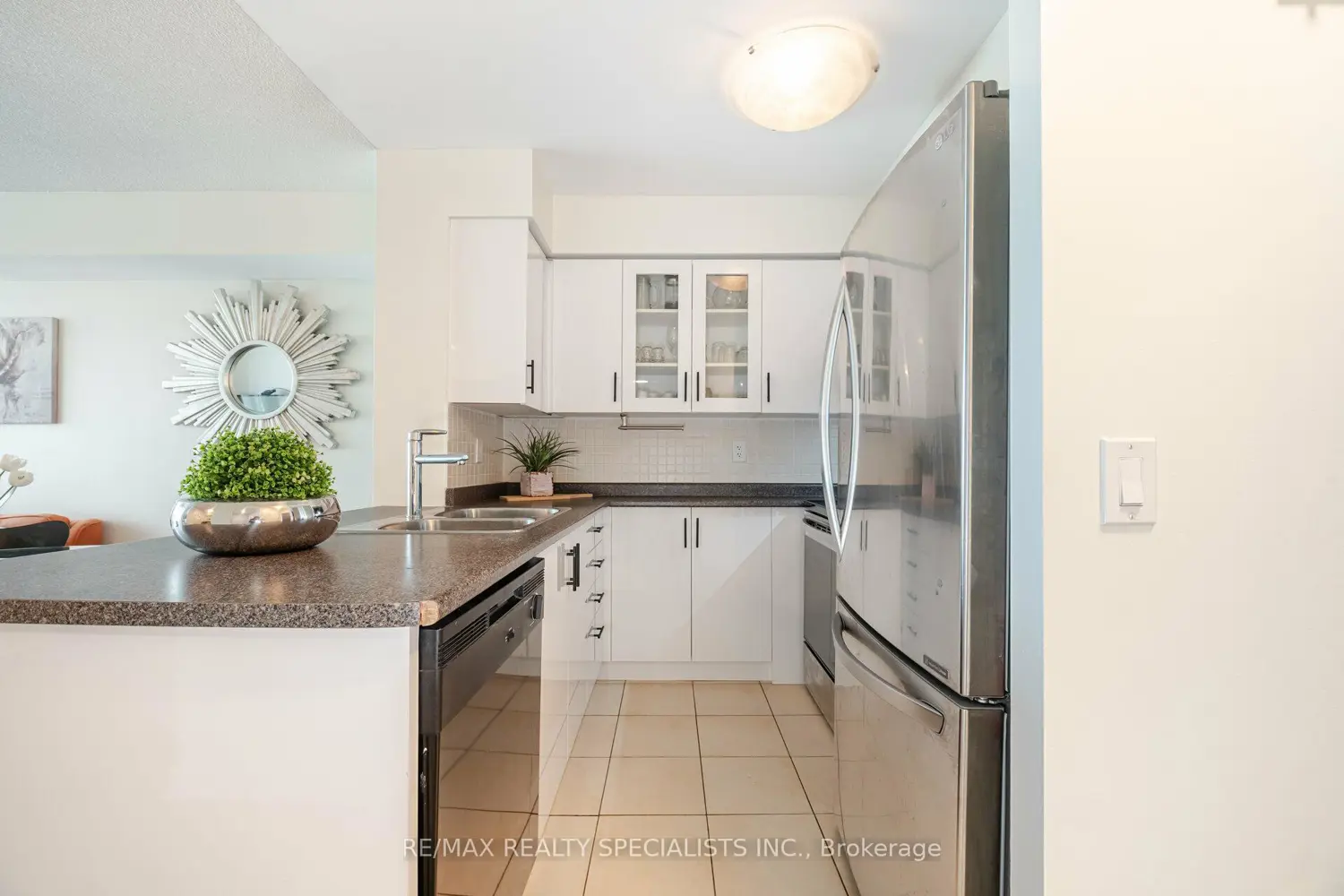 Additional image 6 of 235 Sherway Gardens Road 1609