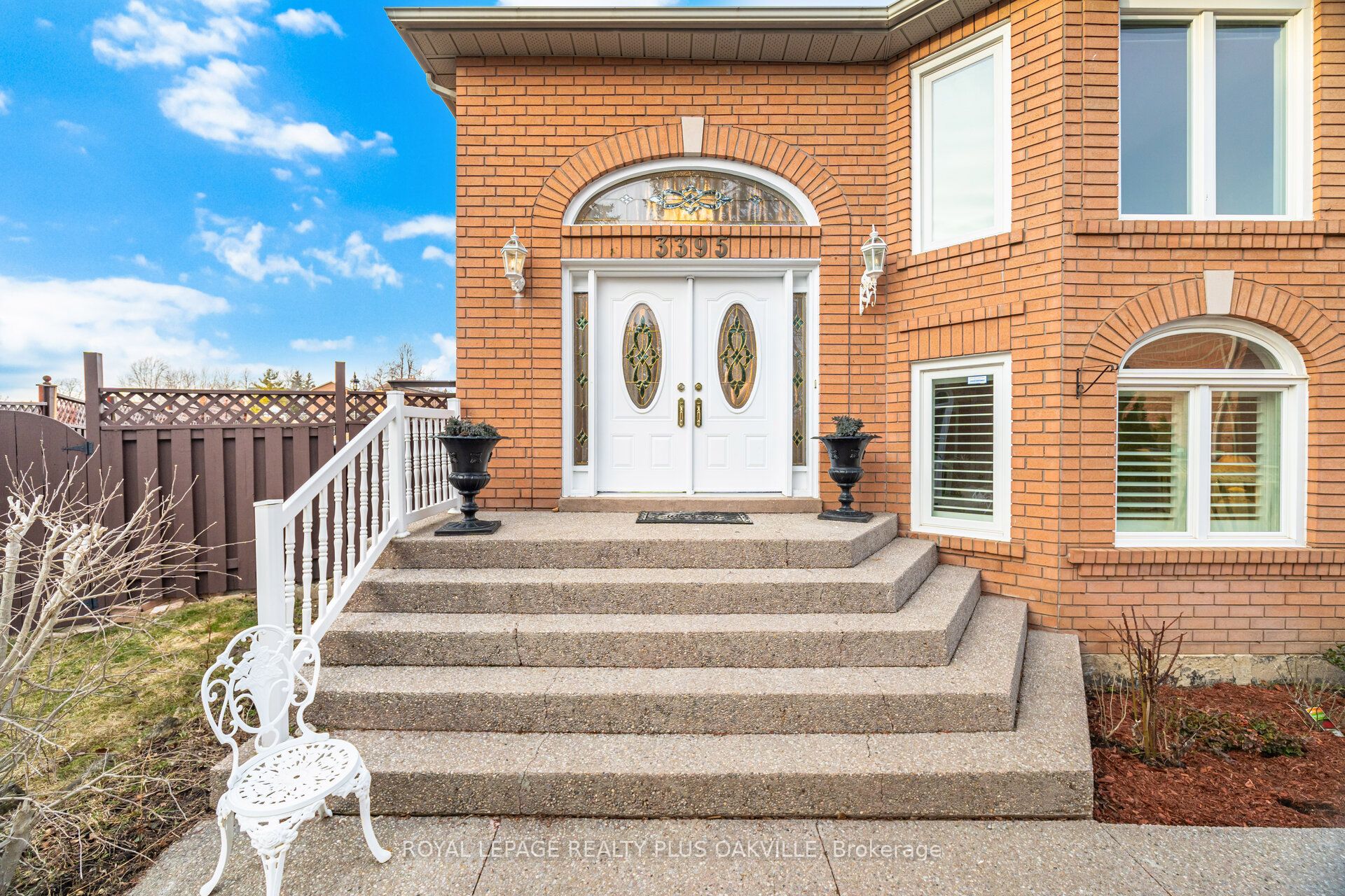 Additional image 3 of 3395 Trelawny Circle, Mississauga, ON, L5N 6N6