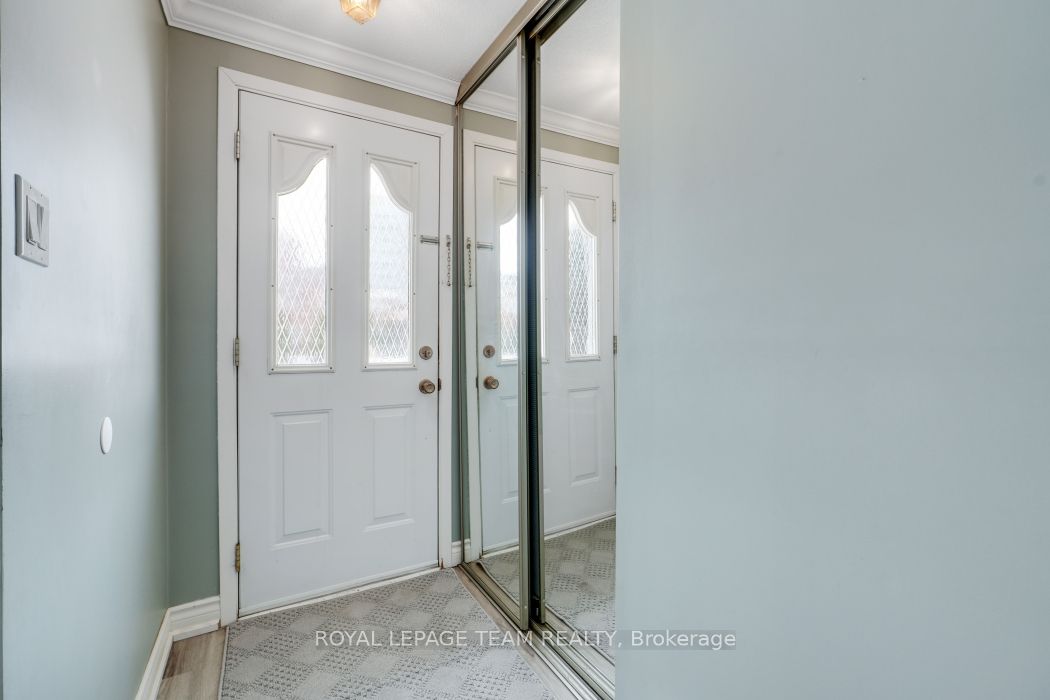 Additional image 6 of 15 Overlake Drive, Ottawa, ON, K2E 5V2