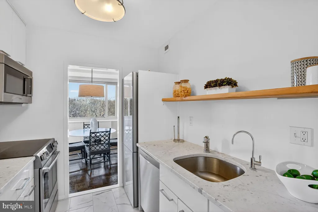 Additional image 17 of 4101 Cathedral Avenue NW Unit 1107, Washington, DC 20016