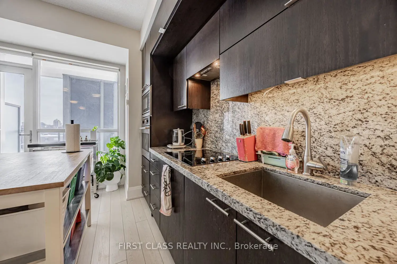 Additional image 6 of 120 Harrison Garden Boulevard 731