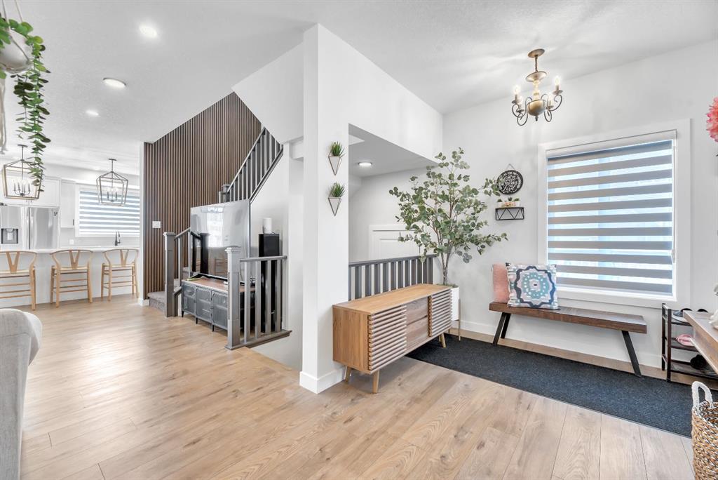 Additional image 6 of 240 Creekstone Path SW, Calgary, AB, T2X4X8