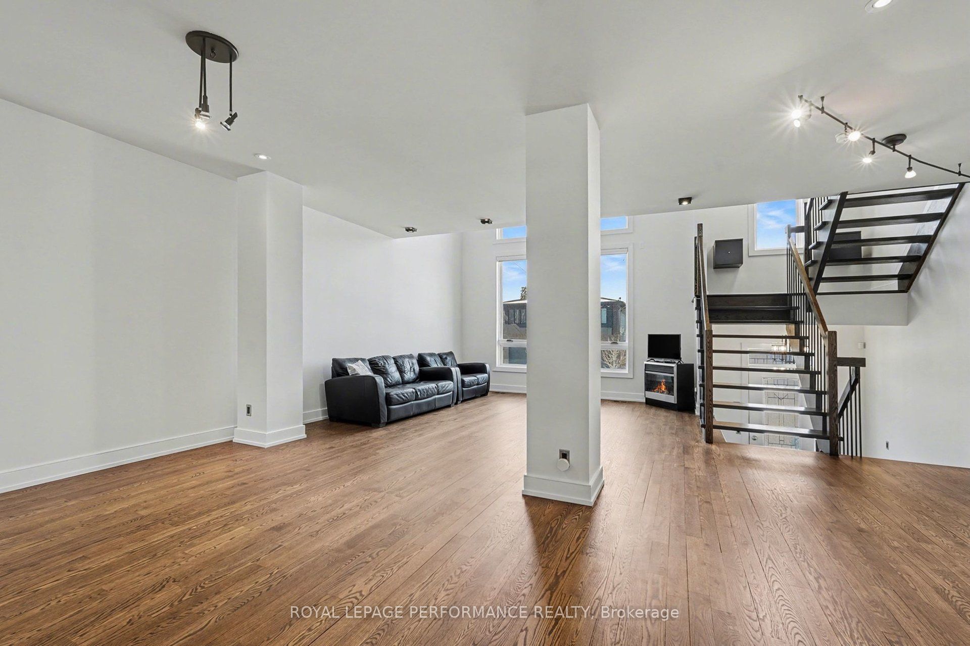 Additional image 6 of 805 Kingsmere Avenue, Ottawa, ON, K2A 3J8
