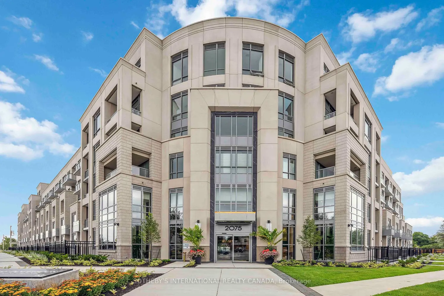 Primary image of 2075 King Road 405