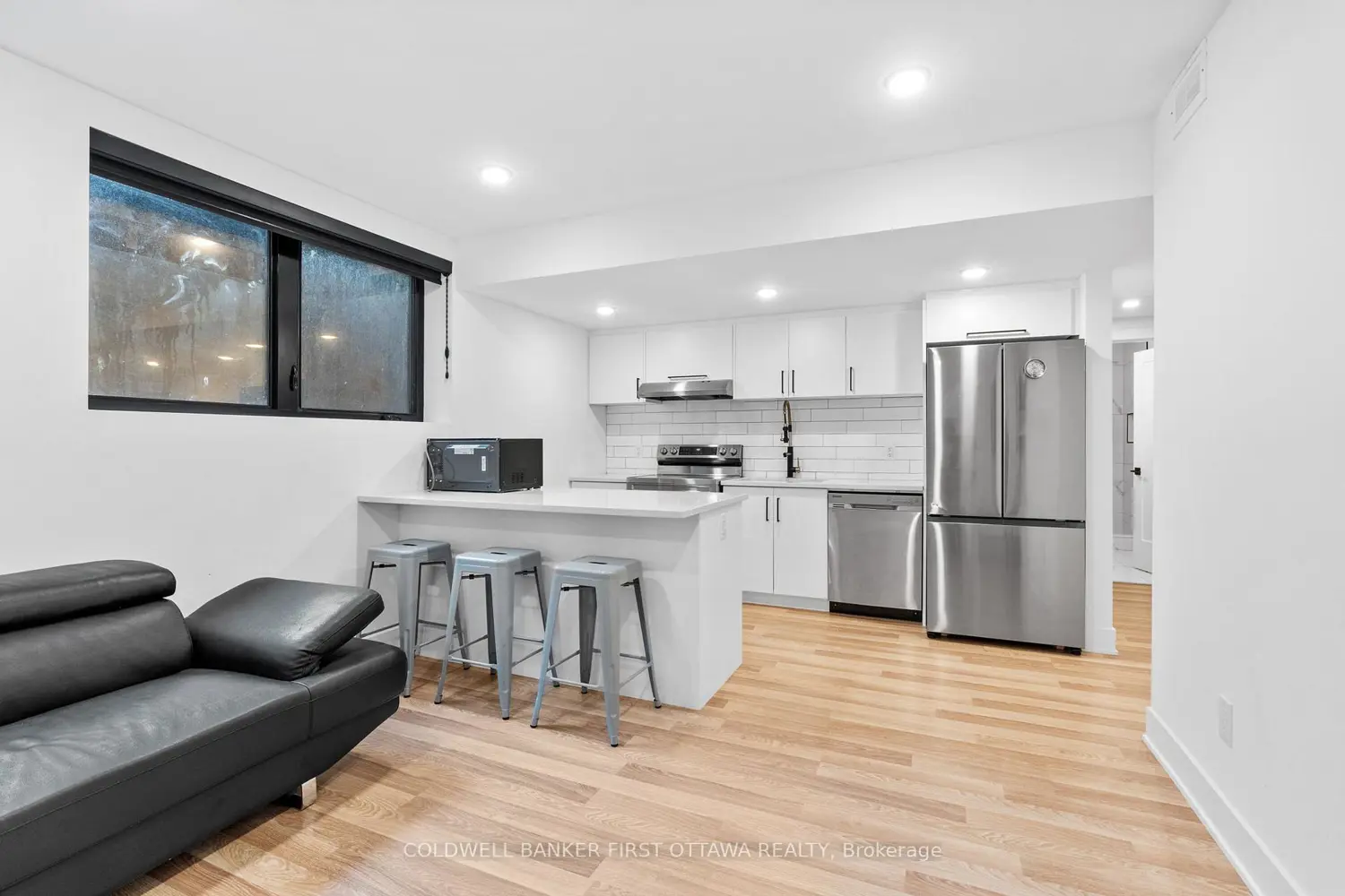 Additional image 15 of 1124 Normandy Crescent