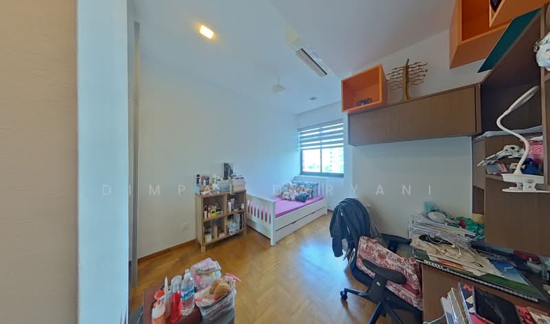 Additional image 6 of 25 Leonie Hill