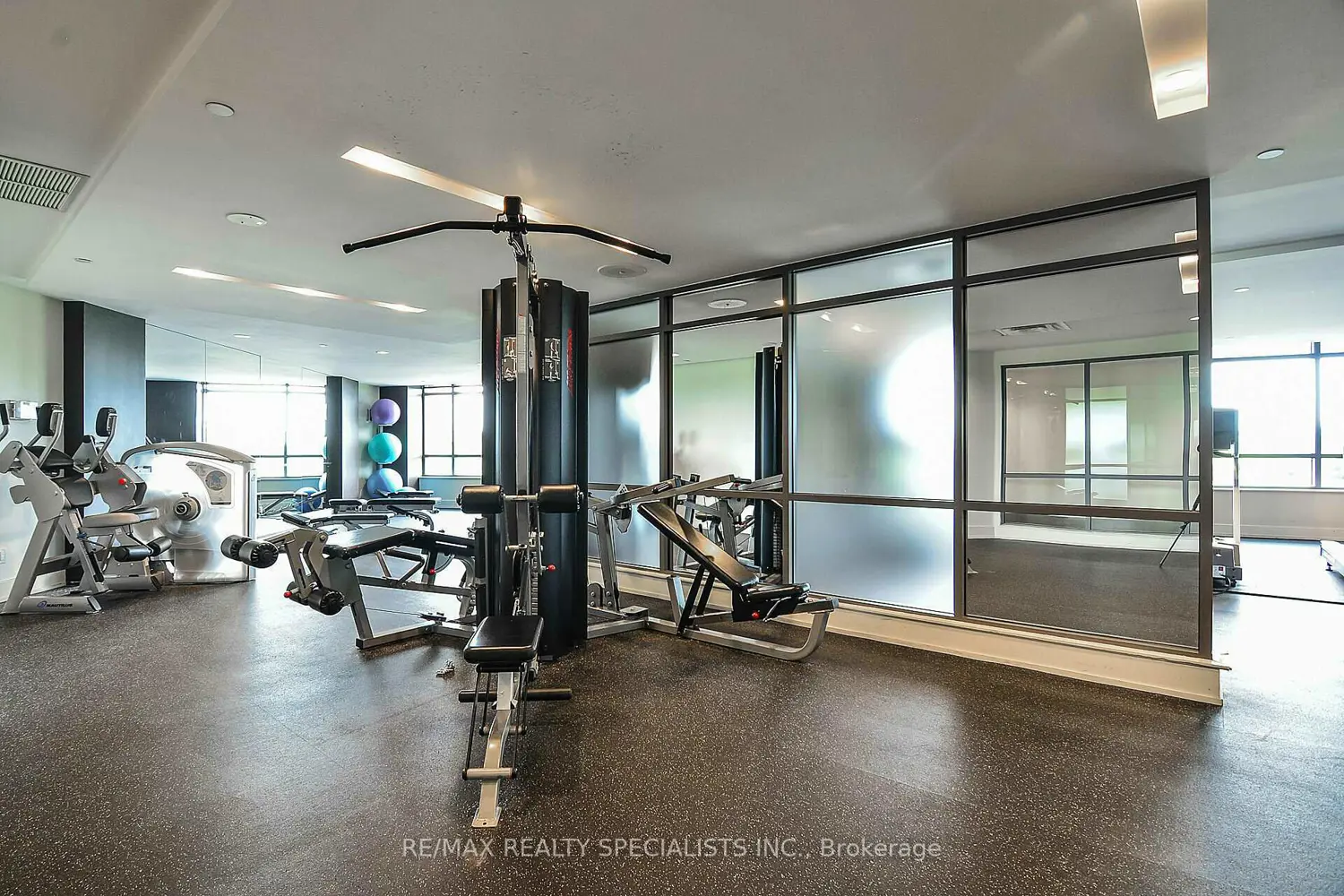 Additional image 16 of 235 Sherway Gardens Road 1609