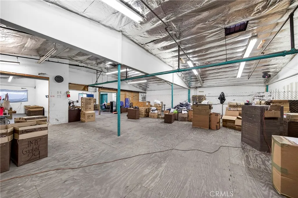 Additional image 43 of 749 E 15th St, Los Angeles, CA 90021