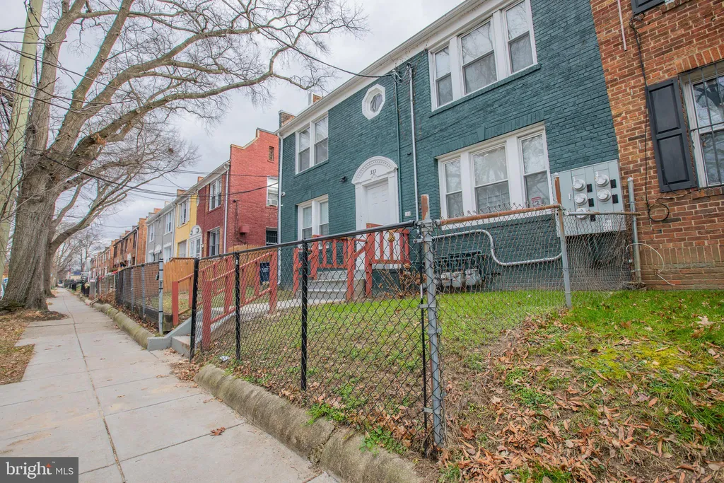 Additional image 4 of 333 Parkland Place SE Unit 1, Washington, DC 20032