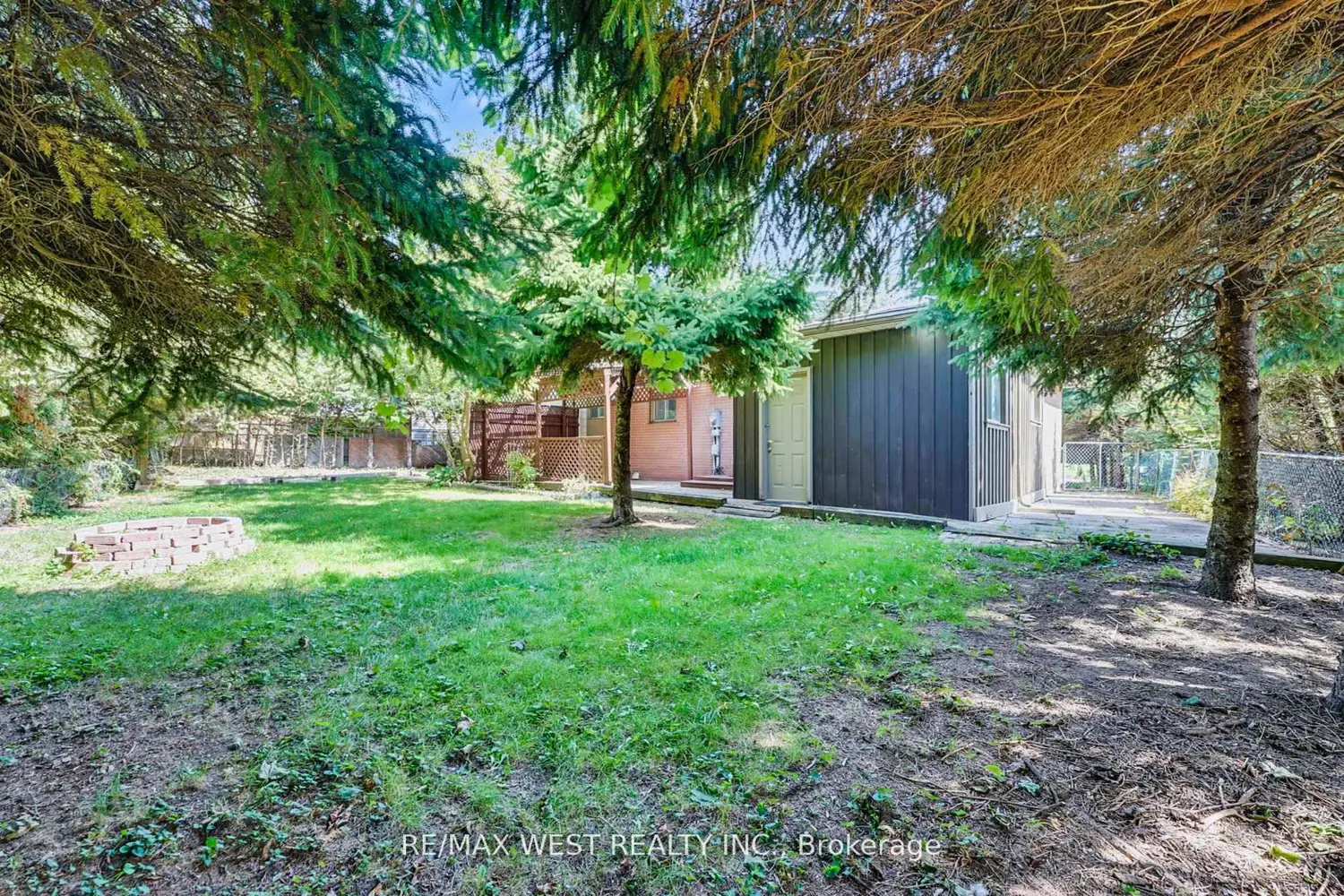 Additional image 13 of 15 Lawrence Avenue