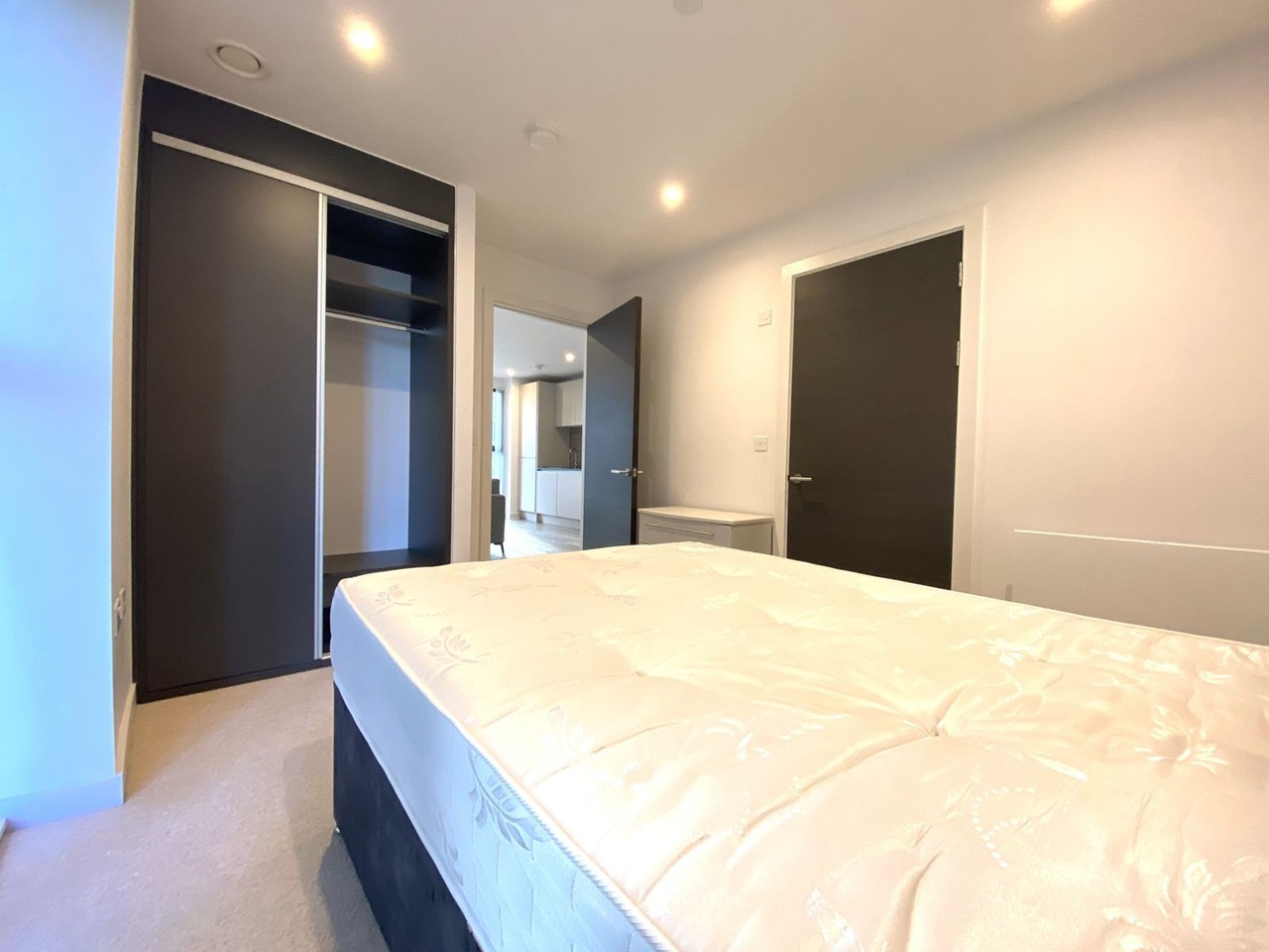 Additional image 6 of 2 Bed Flat, High Definition, M50, N1 7GU