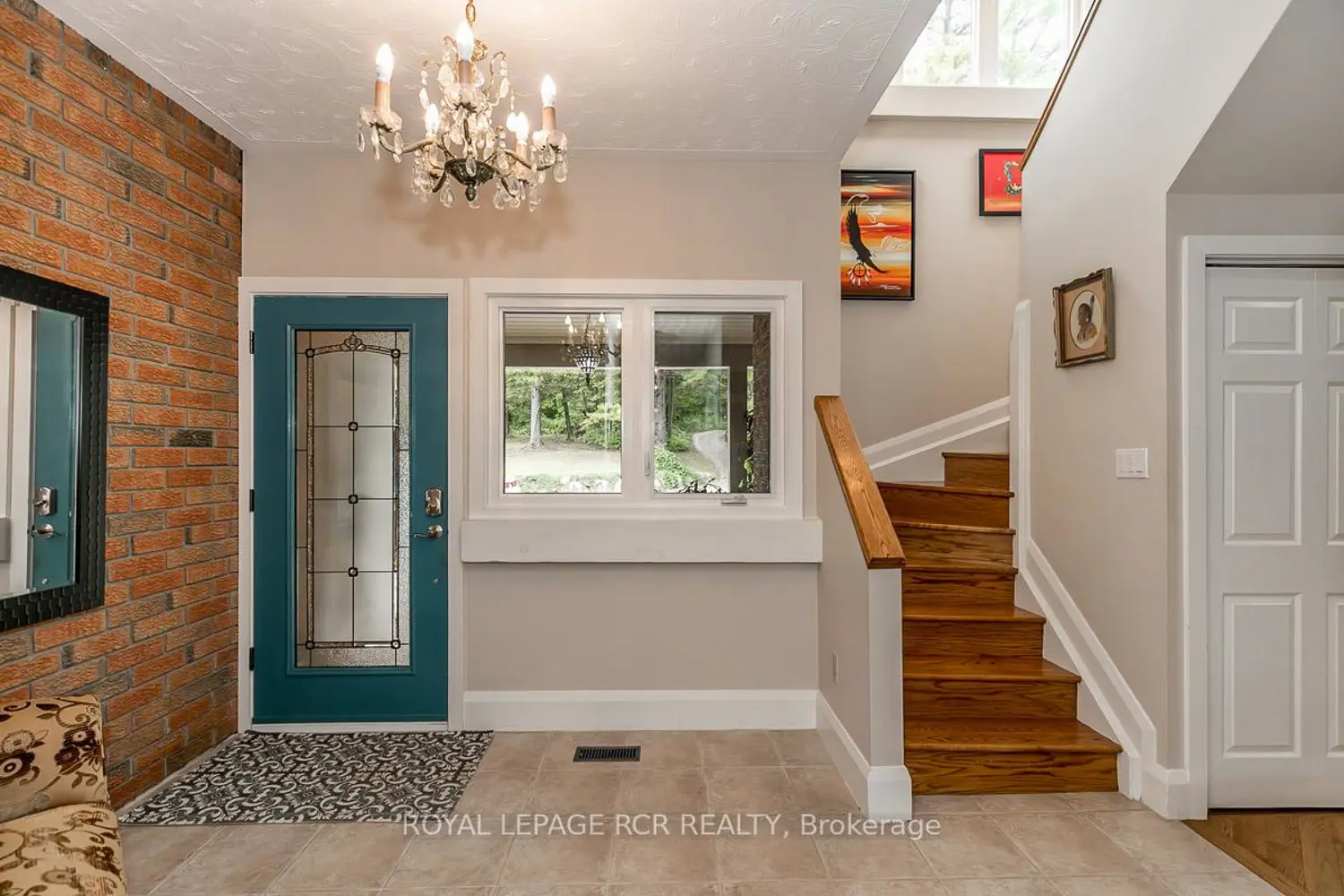 16365 Bathurst Street photo 4
