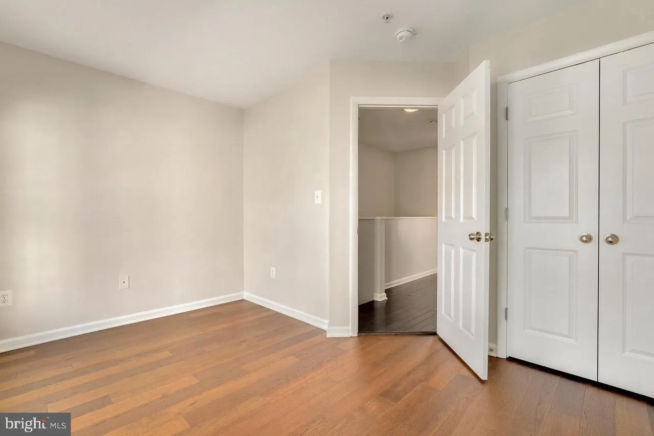 Additional image 44 of 924 4th Street SE, Washington, DC 20003