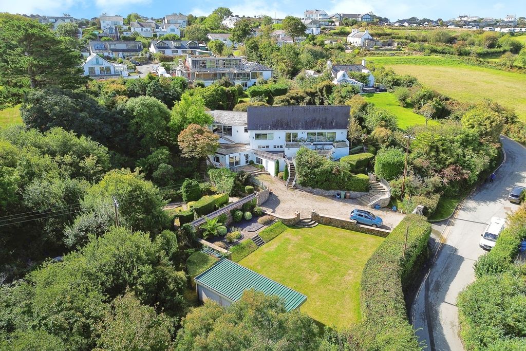 6 bed detached house for saleBwlchtocyn, Nr Abersoch, Gwynedd LL53