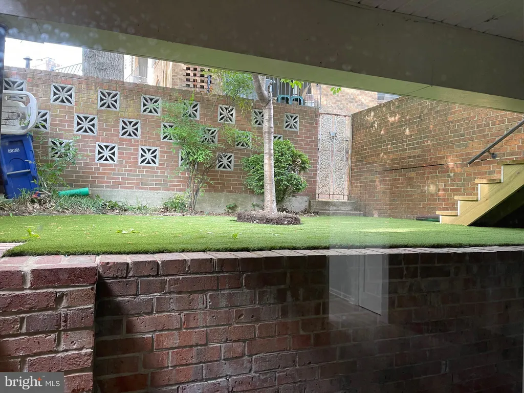 Additional image 33 of 519 G Street SW, Washington, DC 20024