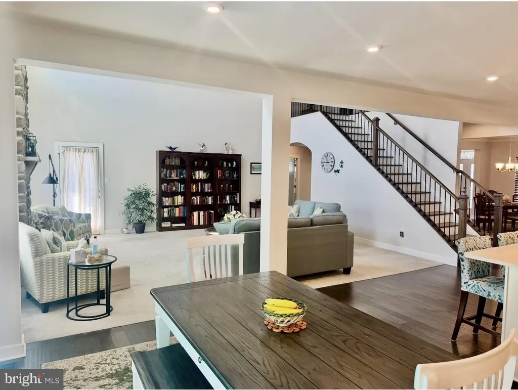 Additional image 6 of 610 Spring Hollow Drive, Middletown, DE 19709