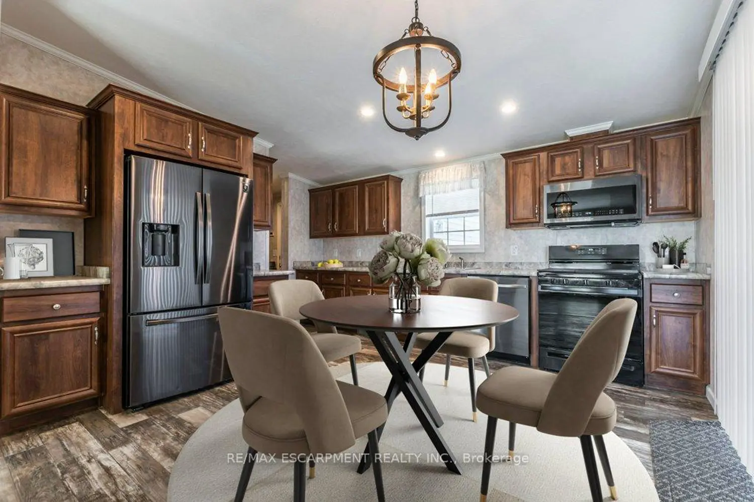 3 Copper Beech Drive photo 5