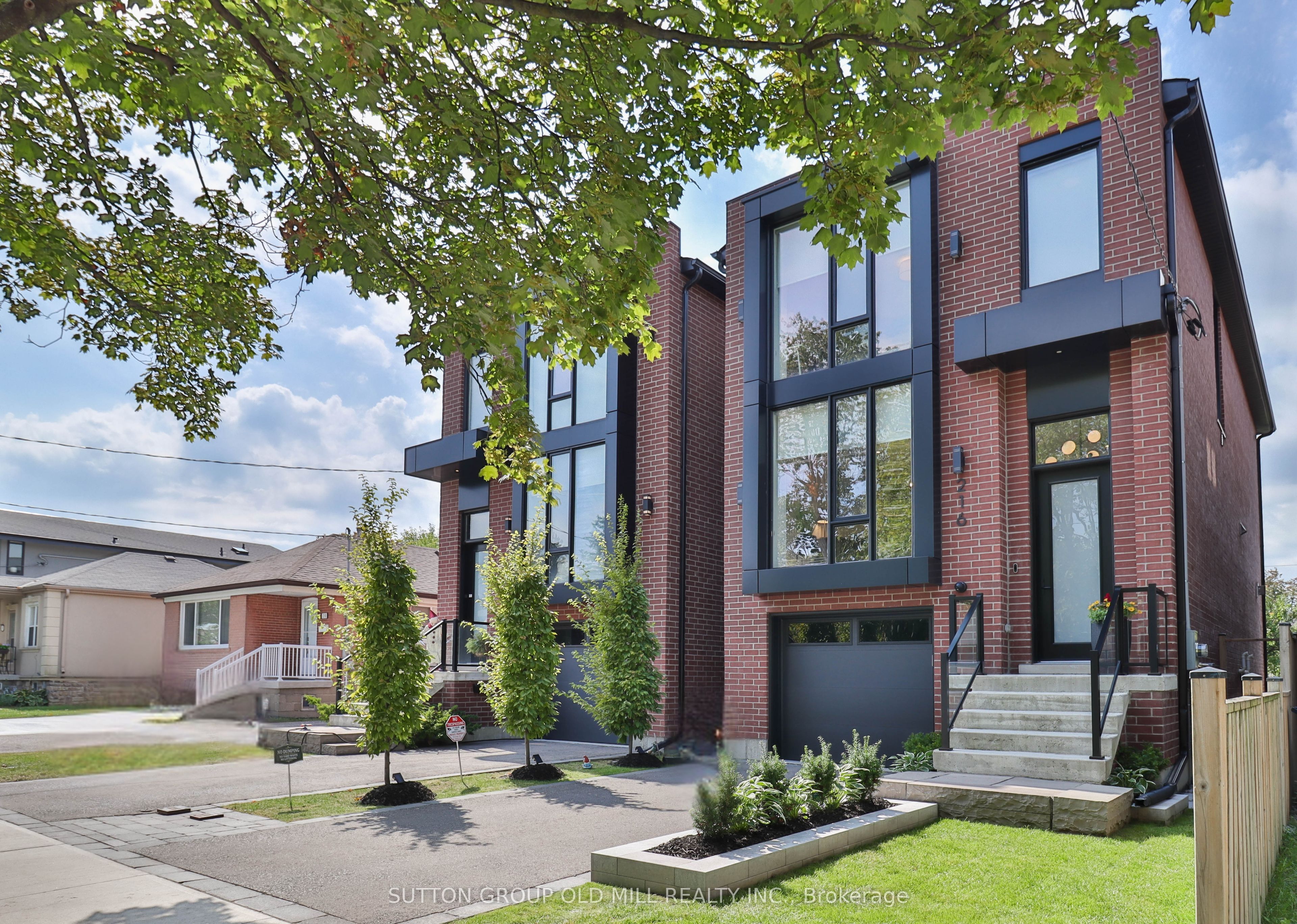 Additional image 2 of 216 Delta Street, Toronto, ON, M8W 4E6