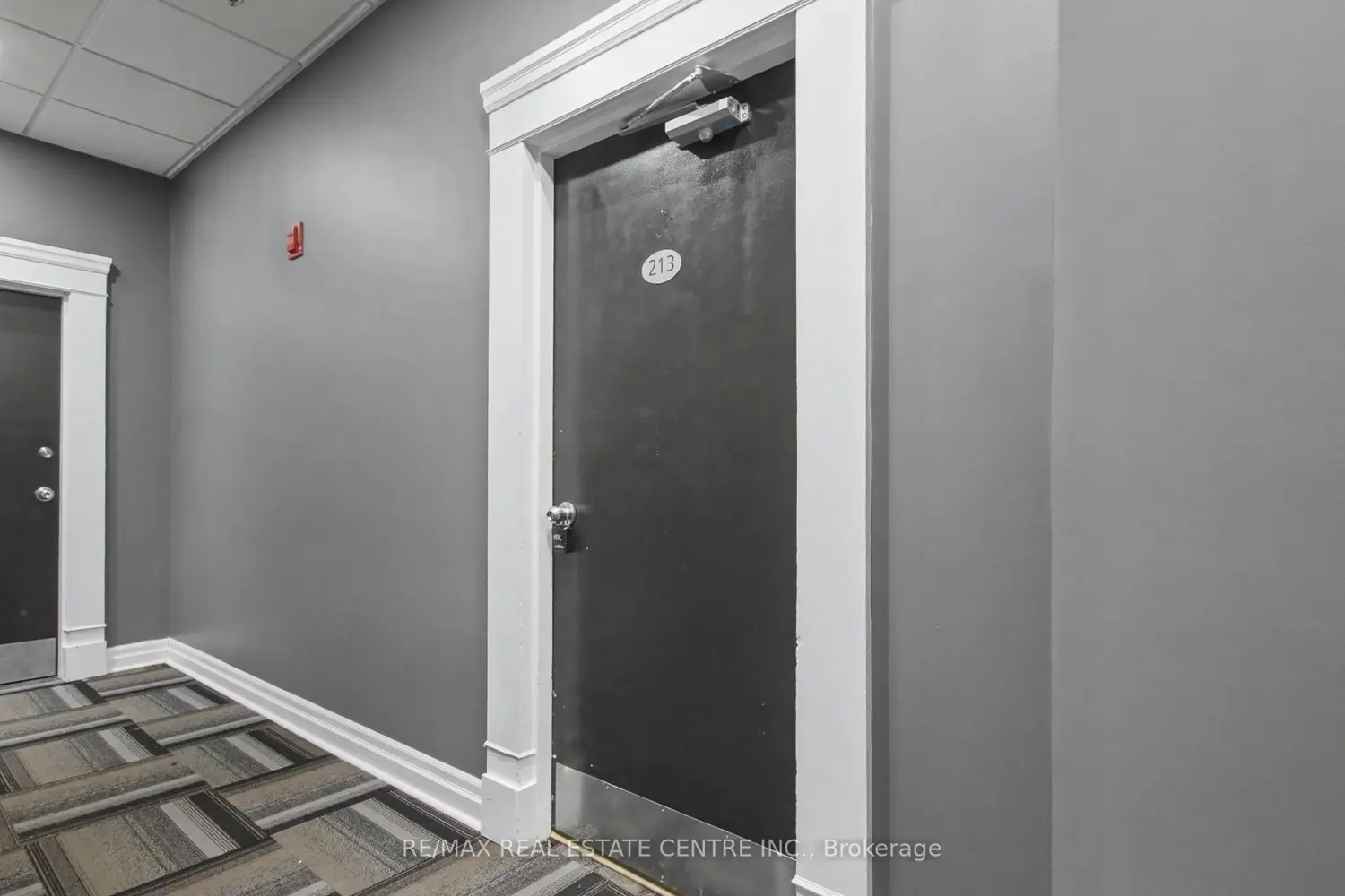 Additional image 19 of 276 King Street 213