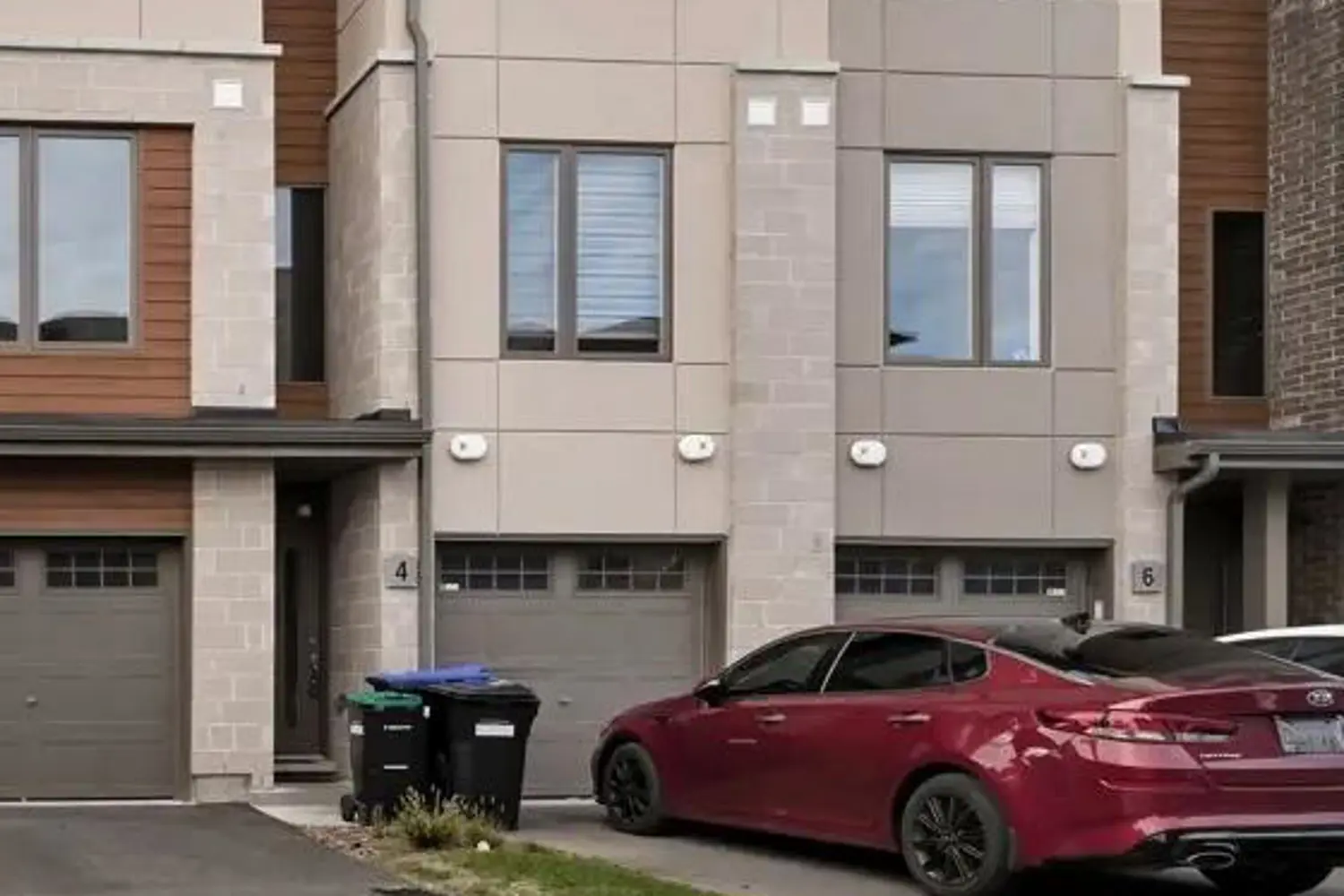 Primary image of 4 Winters Crescent 16