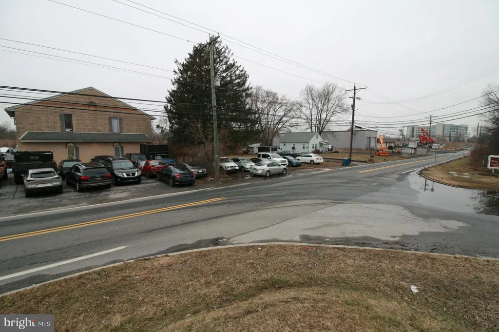 Additional image 7 of 327 Airport Road, New Castle, DE 19720