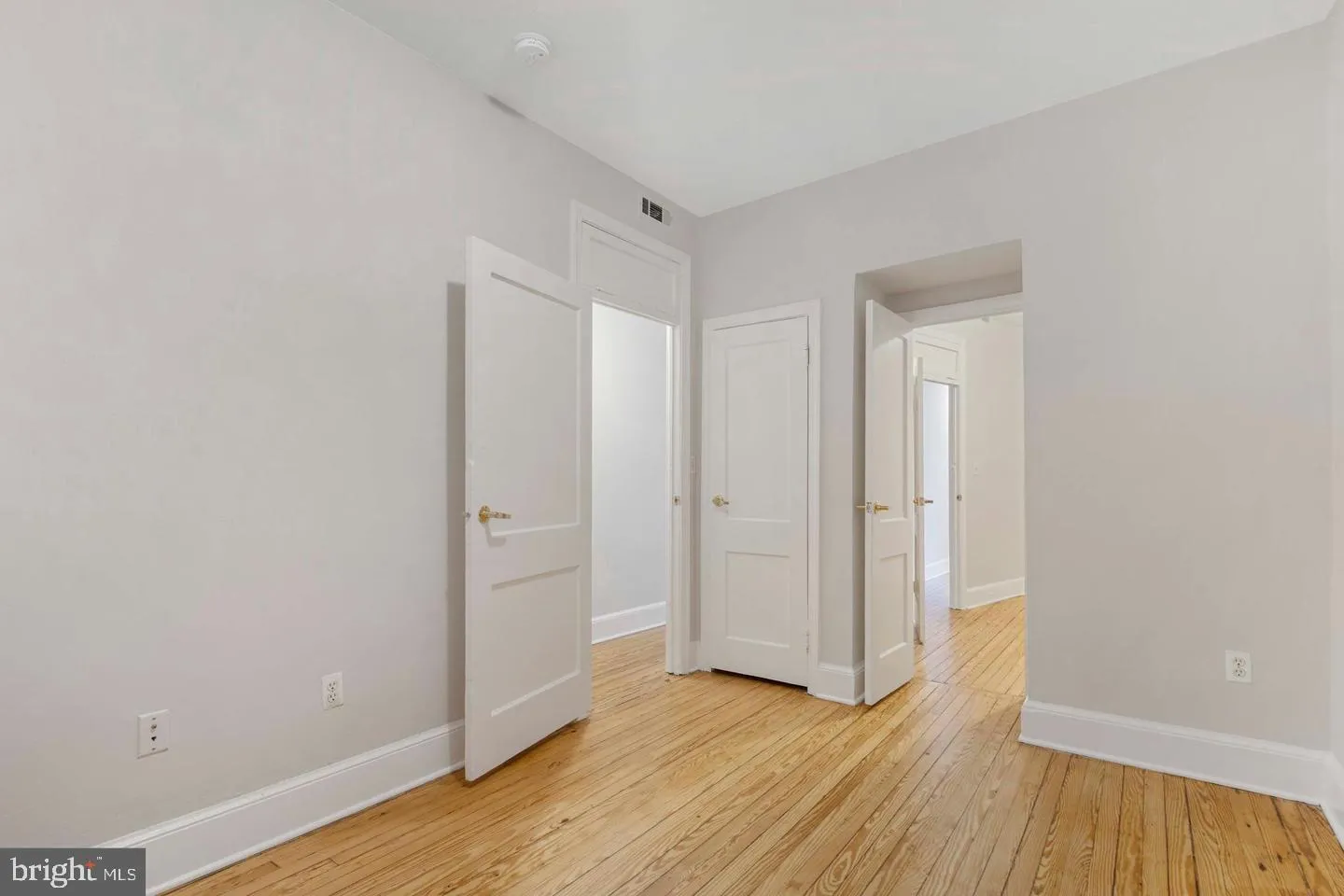 Additional image 35 of 1221 D Street NE, Washington, DC 20002