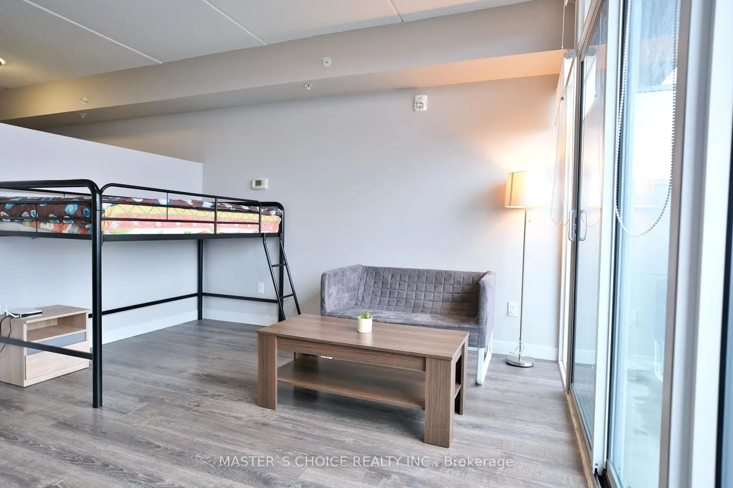 Additional image 10 of 308 Lester Street 605