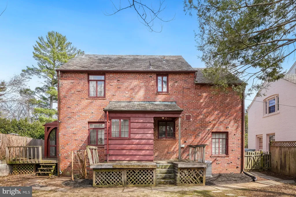 4624 46th Street NW, Washington, DC 20016