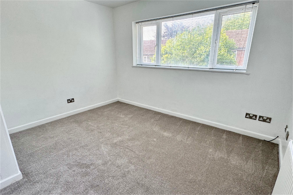 Additional image 8 of 2 bed flat for saleClumber Court, The Park NG7