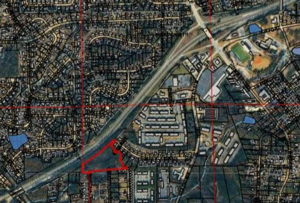 Mullins, Phenix City, AL 36867