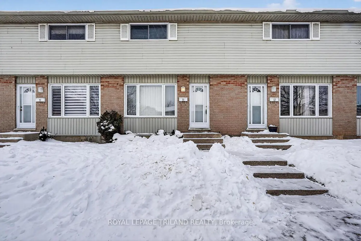 1095 Jalna Boulevard 11