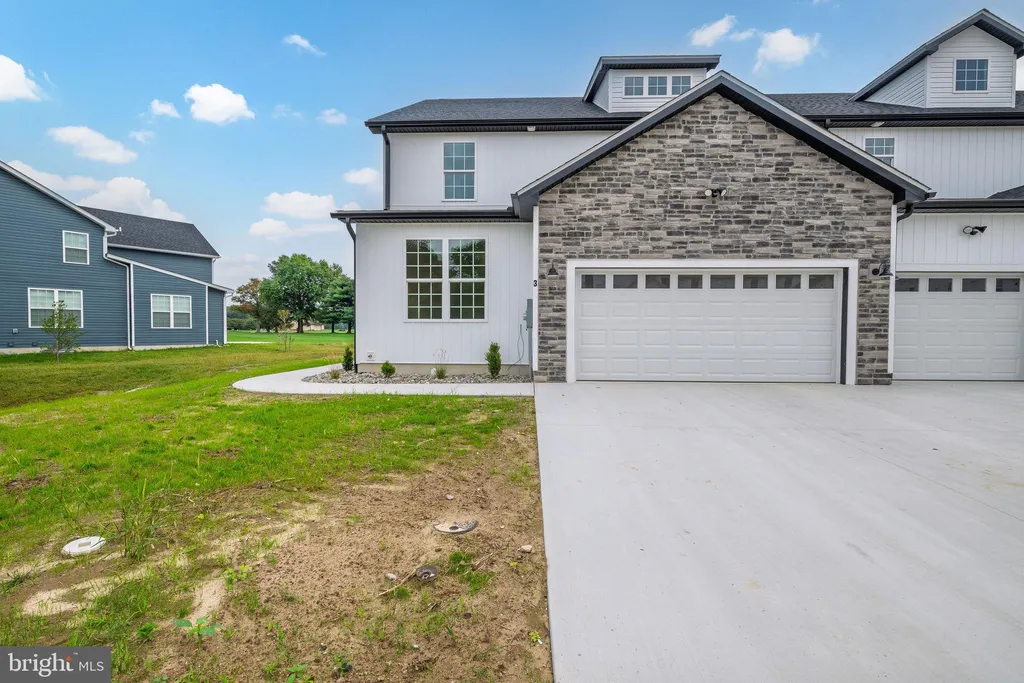 17 Valhalla Court, Dover, DE 19904