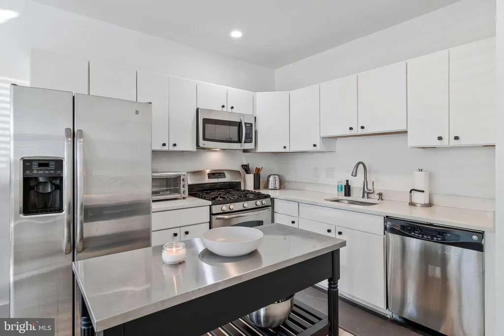 Additional image 11 of 1915 6th Street NW Unit B, Washington, DC 20001