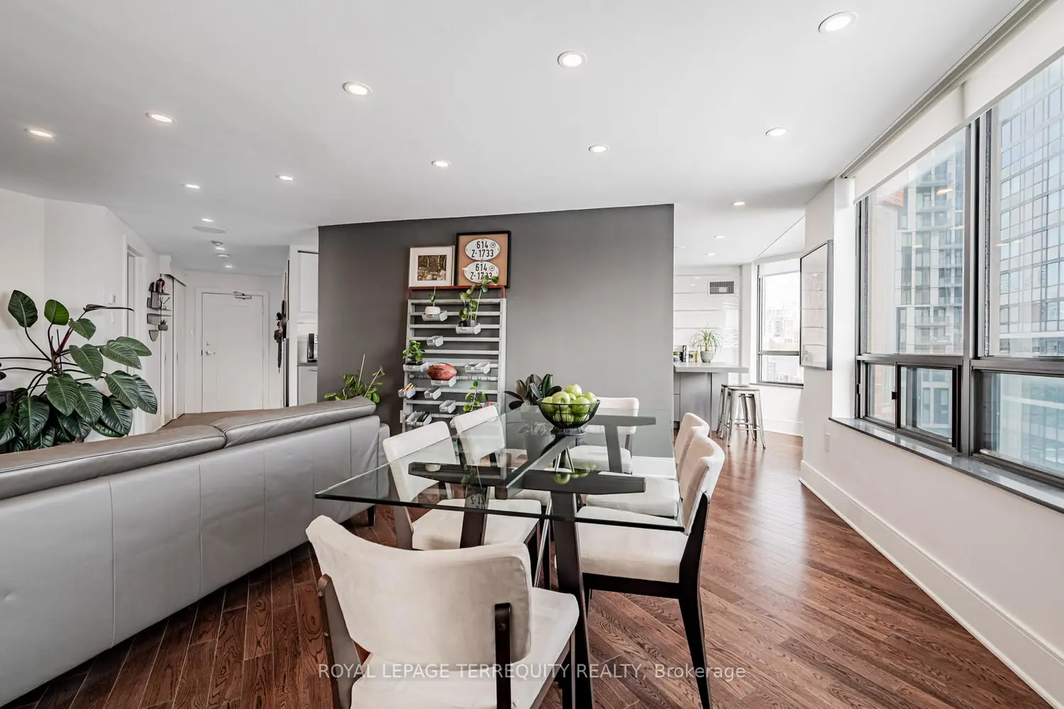 Additional image 8 of 192 Jarvis Street 1203