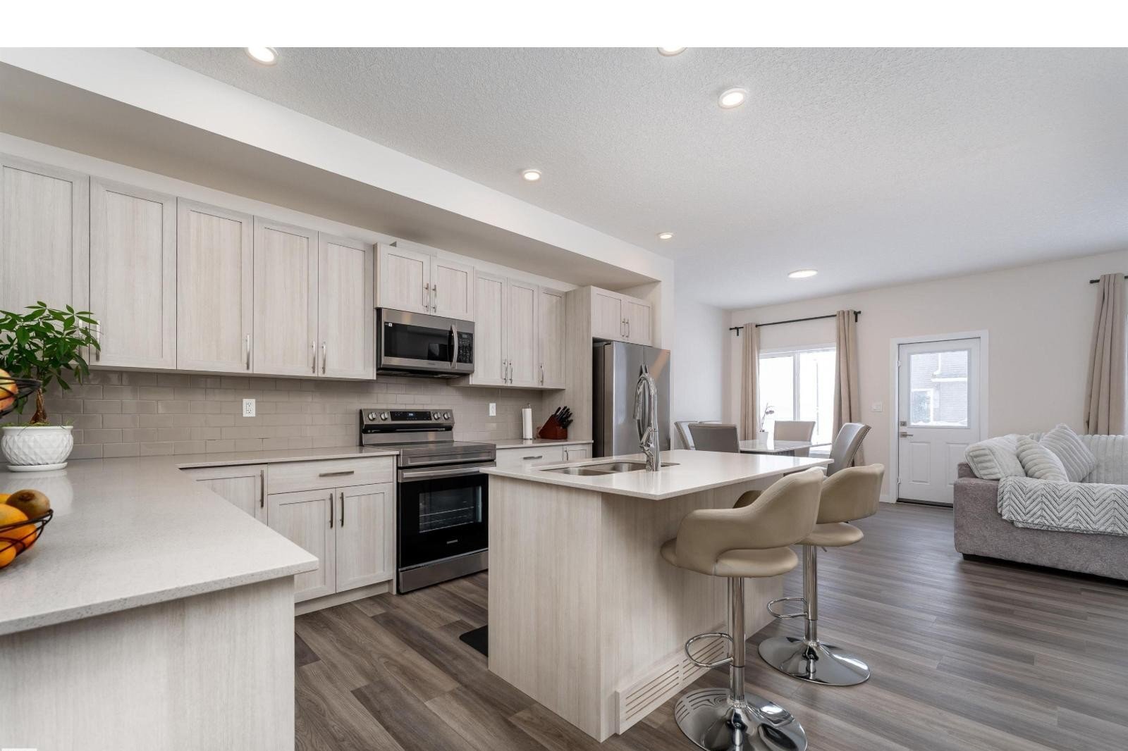 Additional image 8 of 2120 Muckleplum Crescent SW, Edmonton, AB, T6X3H1