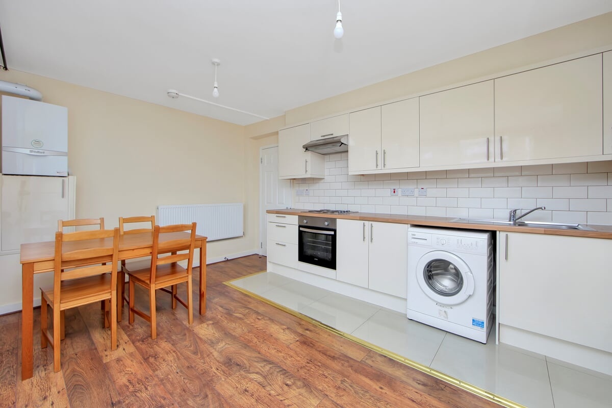 4 Bed Flat, Bath Terrace, SE1, N1 7GU