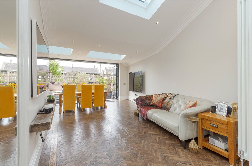 Additional image 5 of 2 bed flat for saleRoyal Circus, New Town, Edinburgh EH3