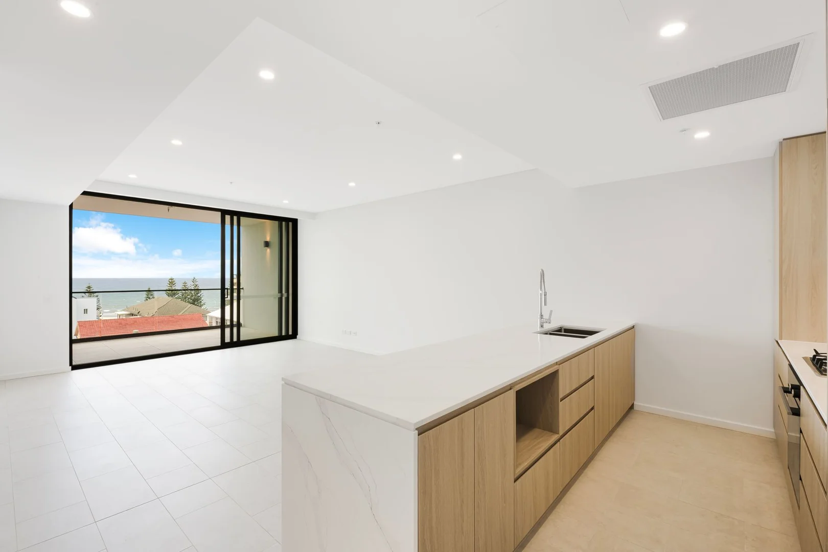 Additional image 2 of 305/43-49 Ocean Parade, The Entrance NSW 2261