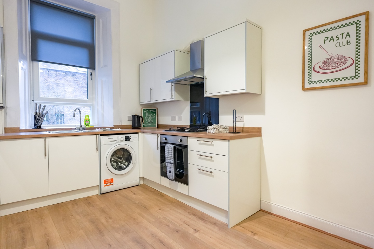 Additional image 11 of 2 Bed Flat, Cambridge St, G3, N1 7GU