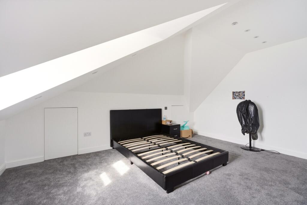 Additional image 14 of Grove Road, Harpenden, Hertfordshire, AL5