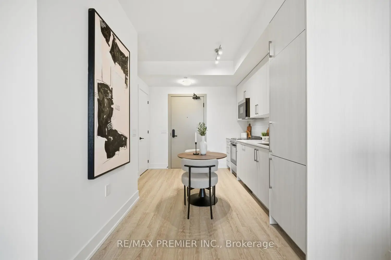 Additional image 15 of 2075 King Road 435