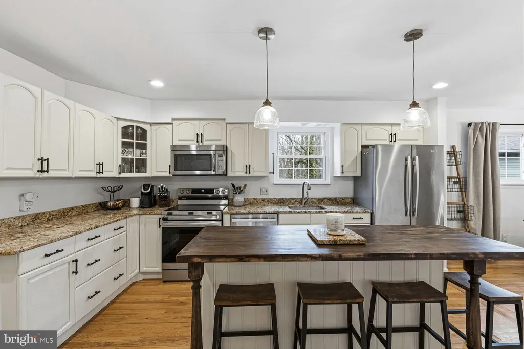 Additional image 6 of 2 Henderson Hill Road, Newark, DE 19711