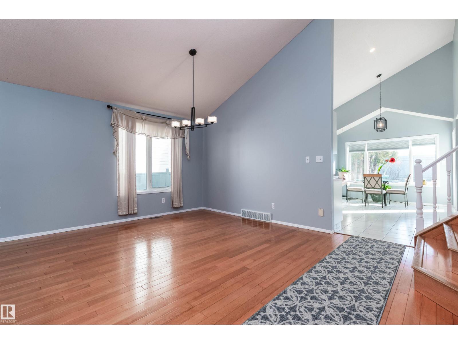 Additional image 2 of 15707 67 Street NW, Edmonton, AB, T5Z3A3