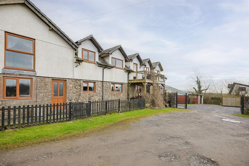 Additional image 31 of 6 bed semi-detached house for saleTy Dythel & Dythel Cottage, Pen-Y-Mynydd, Llanelli SA15