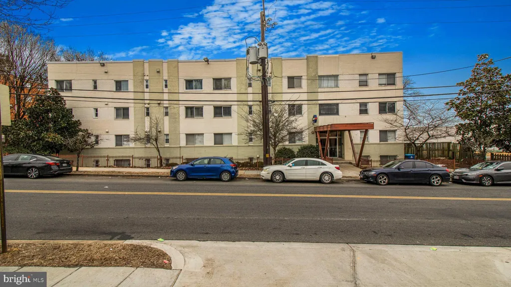 1501 27th Street SE Unit 406, Washington, DC 20020