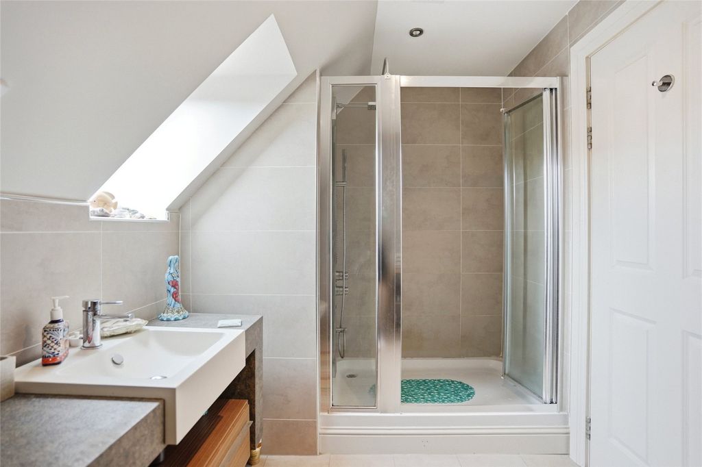 Additional image 9 of 3 bed flat for saleWinton Drive, Glasgow, Glasgow City G12